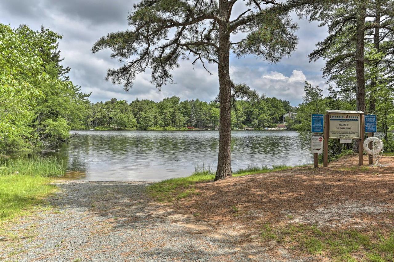 Peaceful Poconos Home With Lake And Pool Access! Long Pond Экстерьер фото