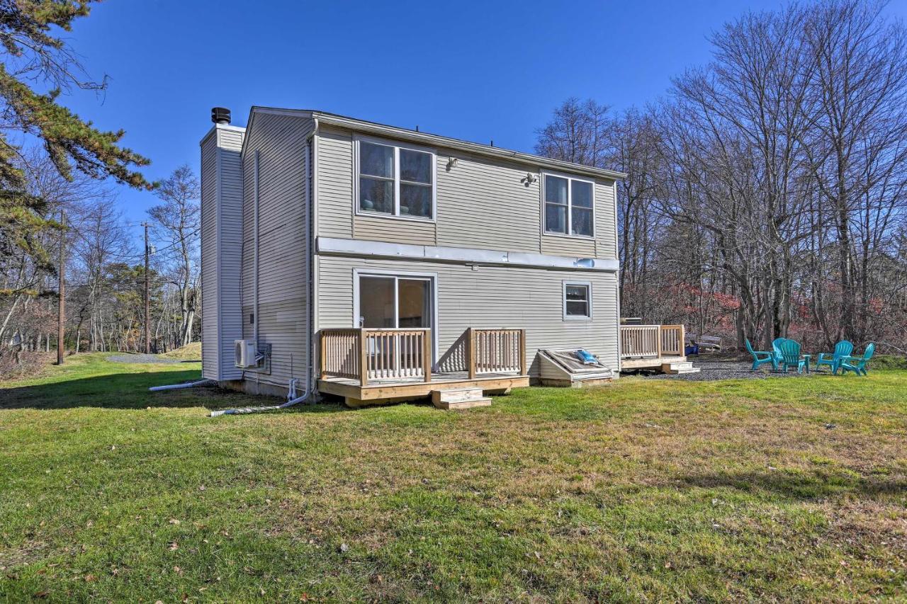 Peaceful Poconos Home With Lake And Pool Access! Long Pond Экстерьер фото